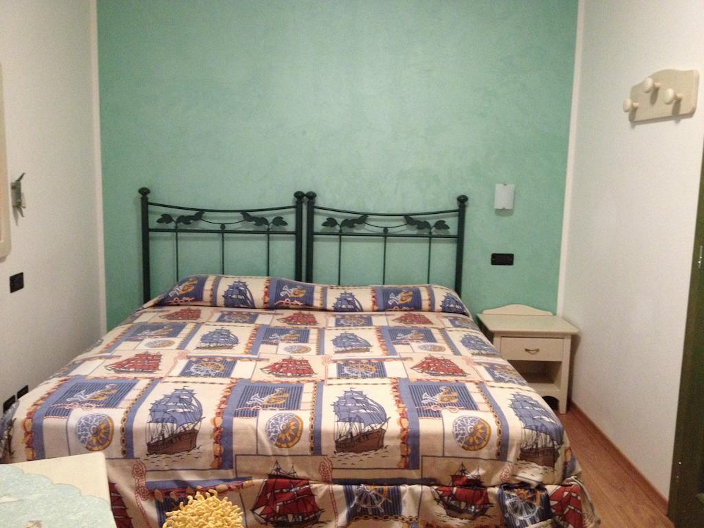Affittacamere Battistoli Costermano Rum bild
